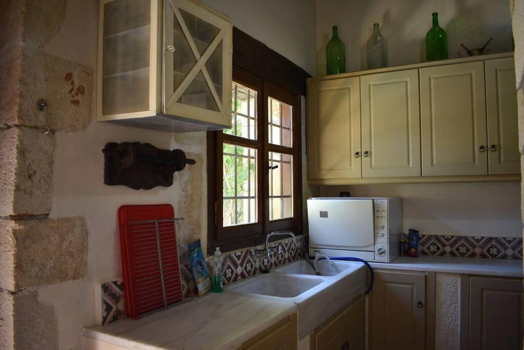 Traditional Villa With Pool In Sfakia Imbros Extérieur photo
